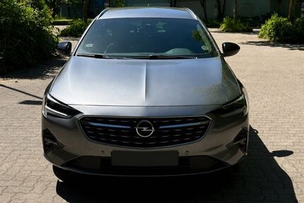 Opel Insignia 99.900 km 17.990 &euro; Hamburg 22159