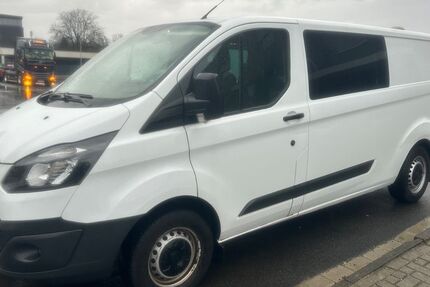 Ford Transit Custom 219.000 km 11.880 € Duisburg 47138