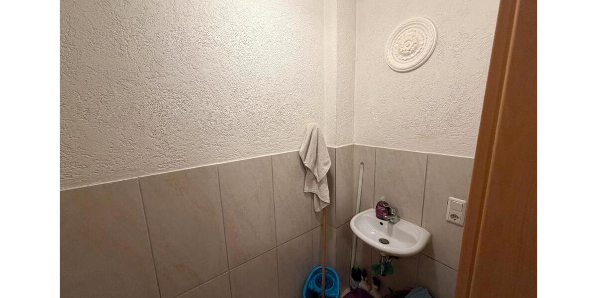 Etagenwohnung Gütersloh Kattenstroth - 5 Zimmer, 136 m&sup2;, 250.000&euro; | Angebot:25564492