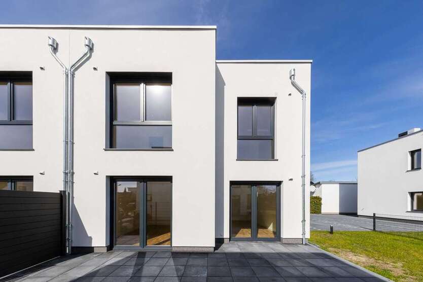 Haus zum Kaufen in PetershagenEggersdorf 569.000 € 124.26 m²