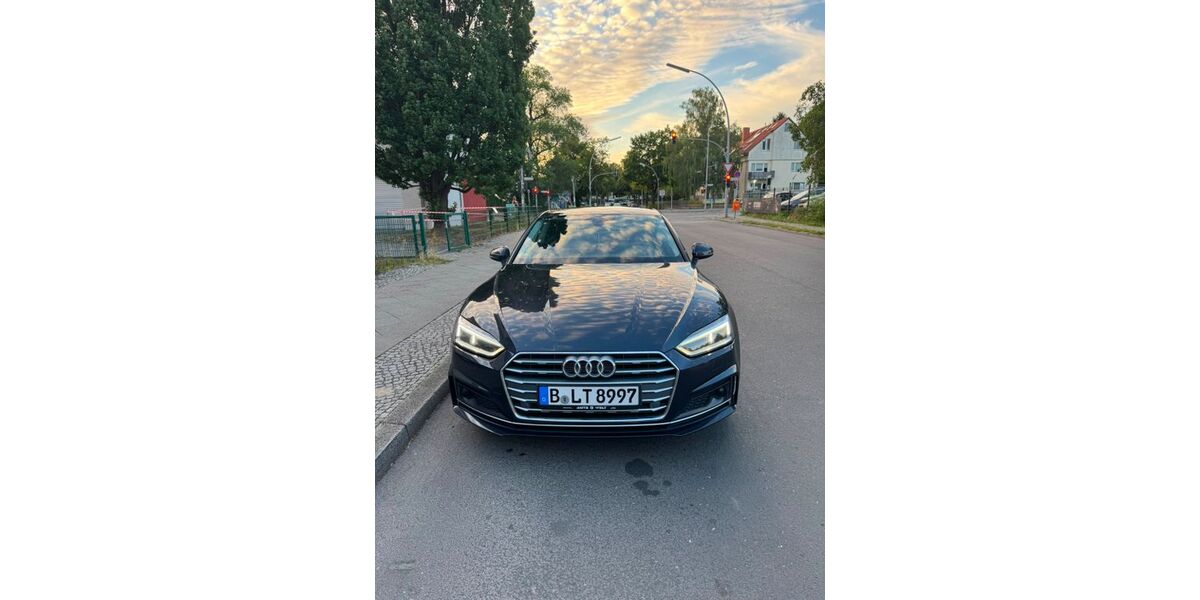 Audi A5 184.550 km 22.900 &euro; Berlin 13355