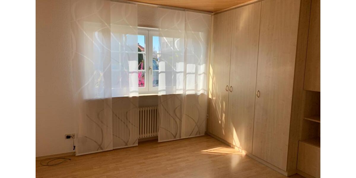 Erdgeschoßwohnung Eppelheim - 4 Zimmer, 115 m&sup2;, 1.300&euro; | Angebot:26023487