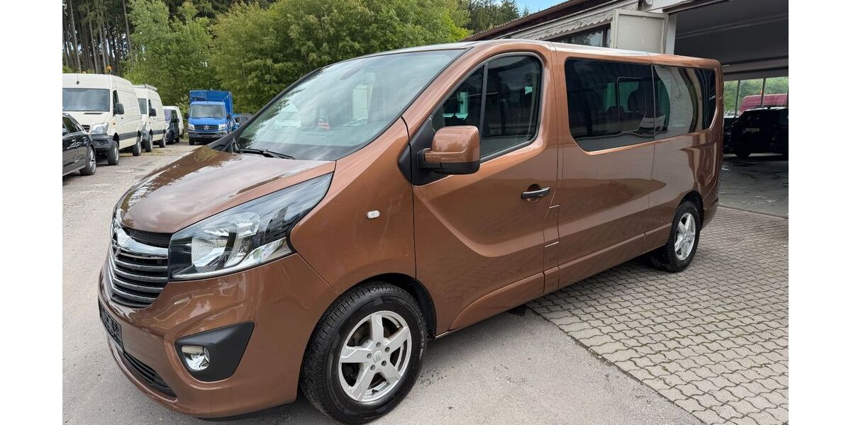 Opel Vivaro 156.000 km 13.900 &euro; GELTENDORF 82269