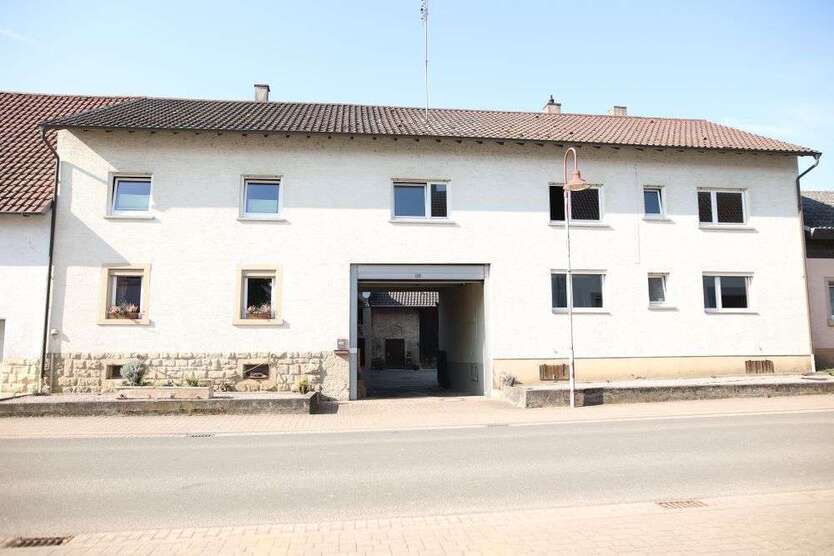 Haus zum Kaufen in Zaisenhausen 598.500 € 304 m²