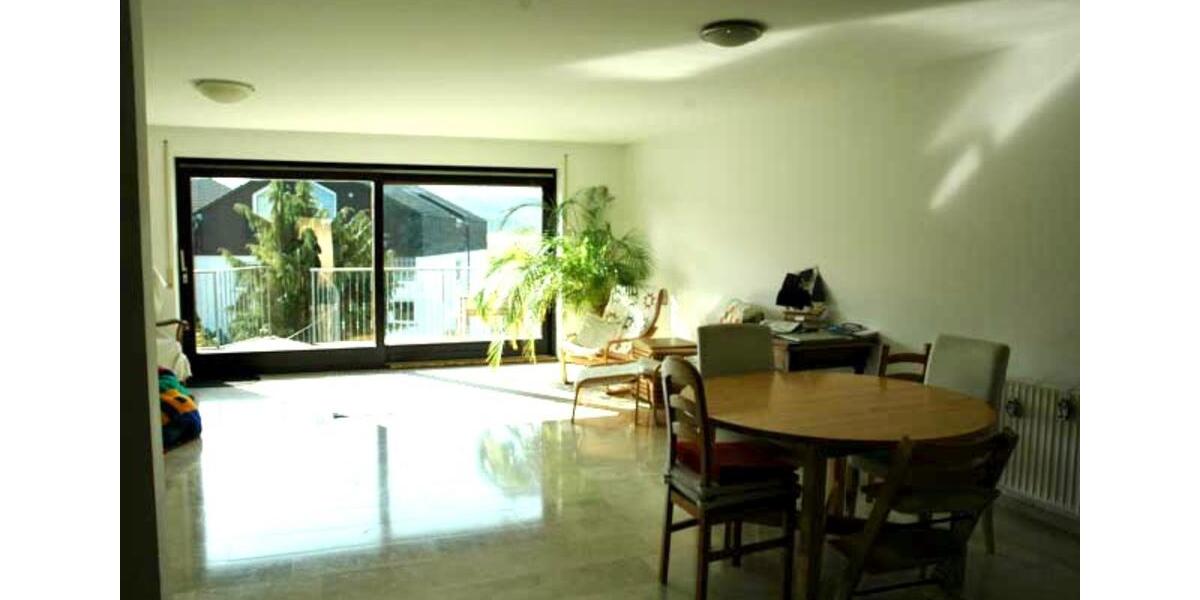 Reihenhaus Leonberg - 6 Zimmer, 199 m&sup2;, 1.850&euro; | Angebot:24248136