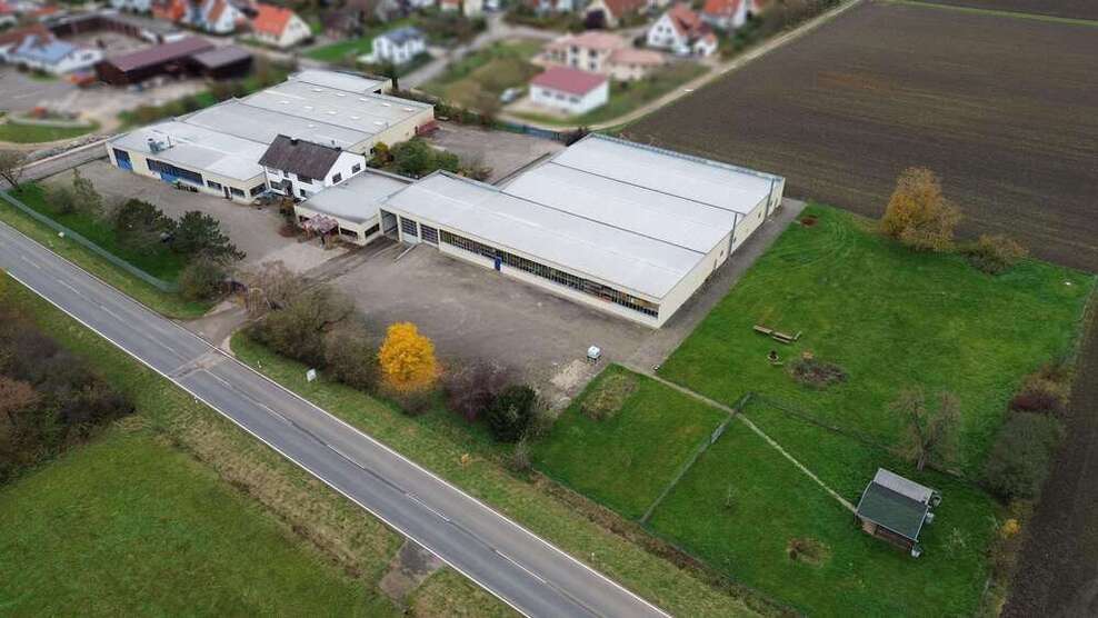 Halle in Ellingen 1.499.000 € 4153 m²