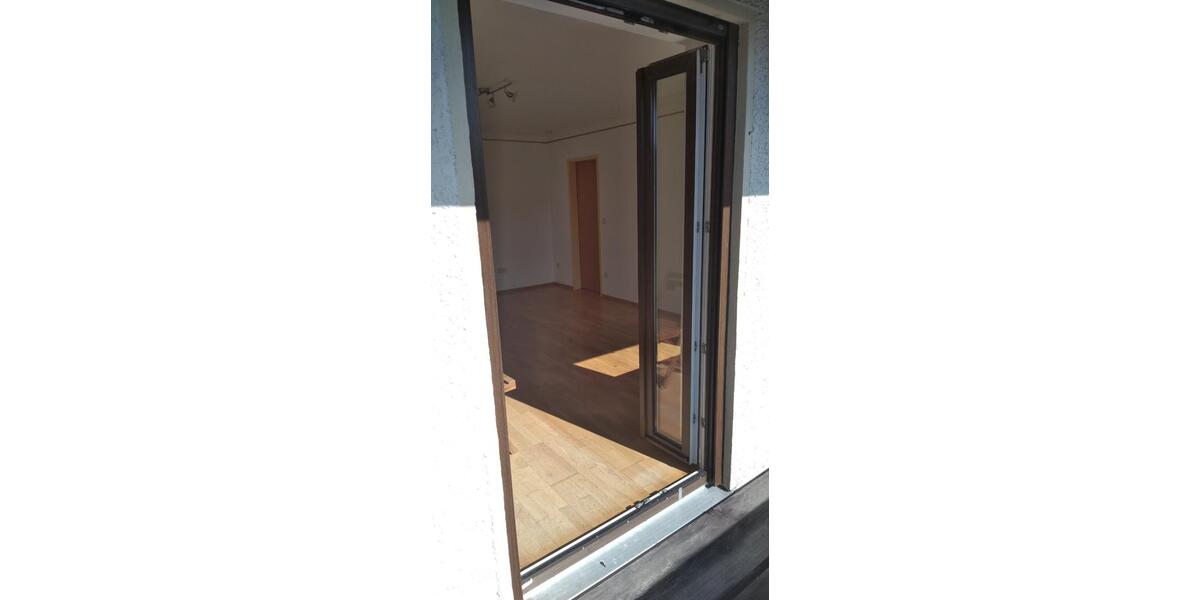 Dachgeschoßwohnung Bruckmühl - 2 Zimmer, 57 m&sup2;, 248.000&euro; | Angebot:25483317