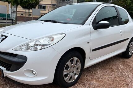 Peugeot 206 125.000 km 2.650 € Schmelz 66839