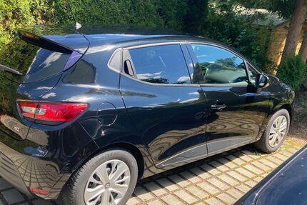 Renault Clio 153.500 km 4.900 &euro; Chemnitz 09113