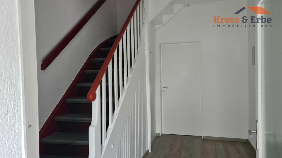 Einfamilienhaus Steinau an der Straße - 7 Zimmer, 176 m&sup2;, 1.190&euro; | Angebot:23726893