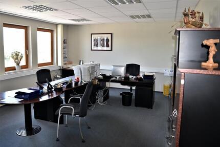Bürofläche mit 27 qm in verkehrsgünstigen Lage im Gewerbegebiet Großenlupnitz zimmer