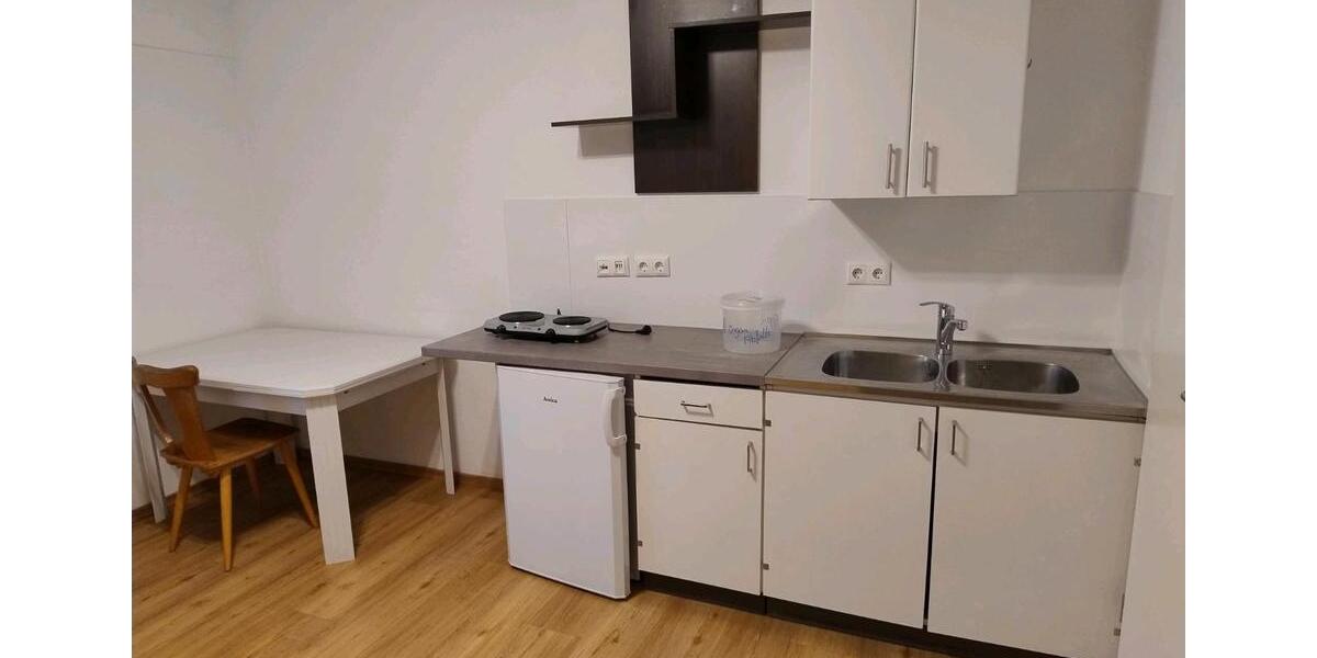 Modernes vollmöbliertes frisch renoviertes 1-Zimmer-Appartement zimmer