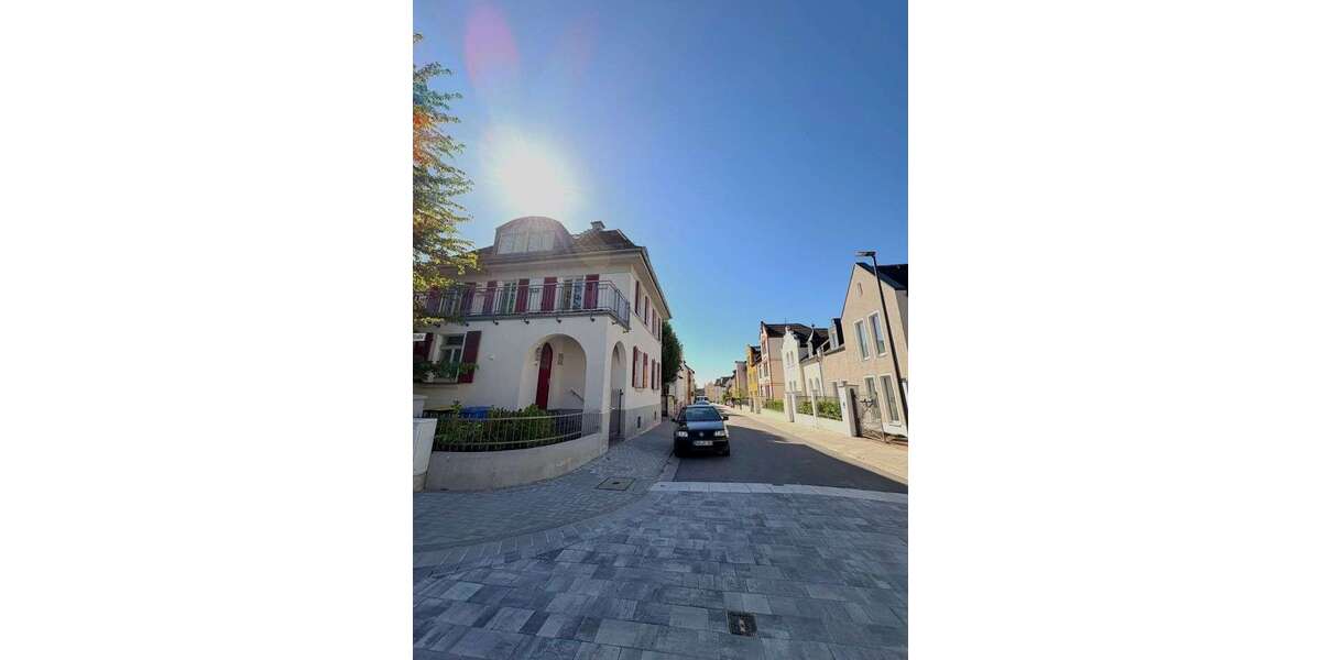 Einfamilienhaus Eltville - 7 Zimmer, 320 m&sup2;, 3.950&euro; | Angebot:26713070