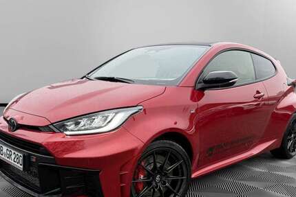 Toyota Yaris 1.500 km 52.900 &euro; Neubrandenburg 17034