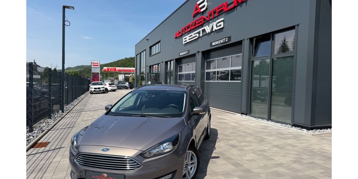 Ford Focus 71.000 km 7.995 &euro; Bestwig-Nuttlar 59909