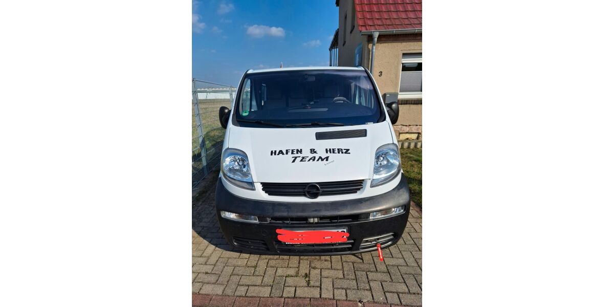 Opel Vivaro 300.000 km 3.290 &euro; Raguhn-Jeßnitz 06779