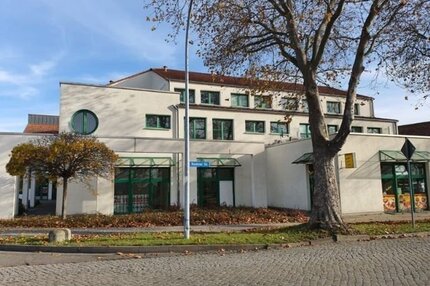 Arztpraxis in einem sehr gut gelegenen Geschäftshaus!
