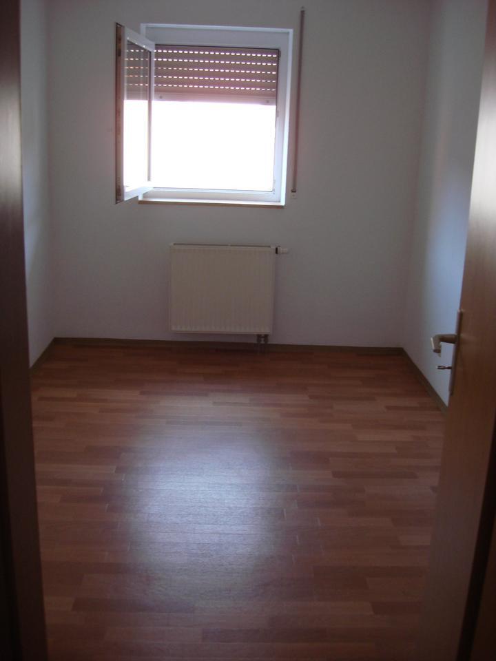 4-RaumWohnung mit Balkon zu vermieten