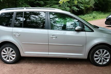 VW Touran 87.100 km 9.499 &euro; Zweibrücken 66482