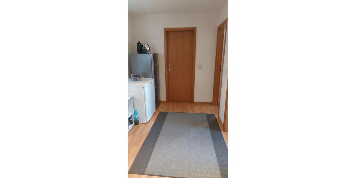 Etagenwohnung Werdau - 3 Zimmer, 70 m&sup2;, 390&euro; | Angebot:26411618