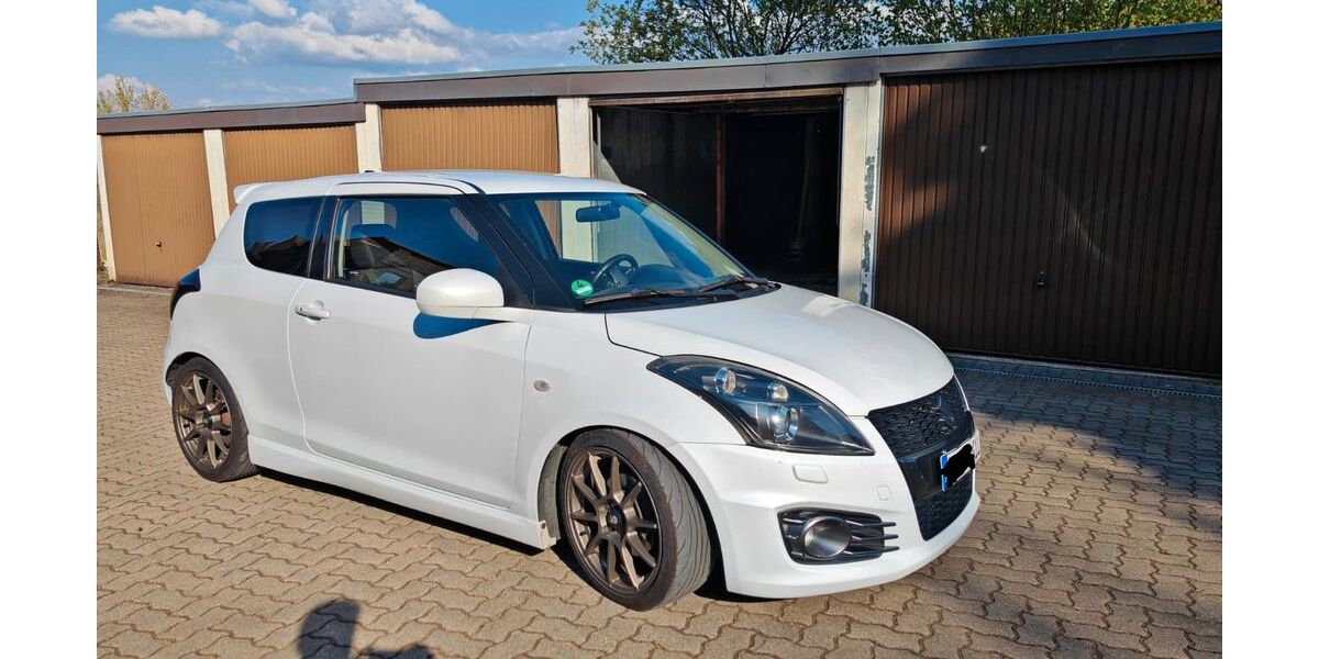 Suzuki Swift 109.000 km 8.700 &euro; Remscheid 42855