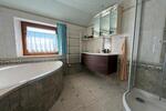 Doppelhaushälfte Treuen - 12 Zimmer, 150 m&sup2;, 180.000&euro; | Angebot:25656852