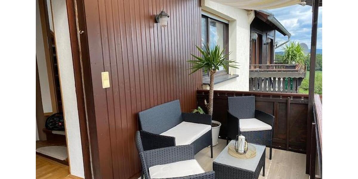 Doppelhaushälfte Meißner - 11 Zimmer, 230 m&sup2;, 950&euro; | Angebot:26614126