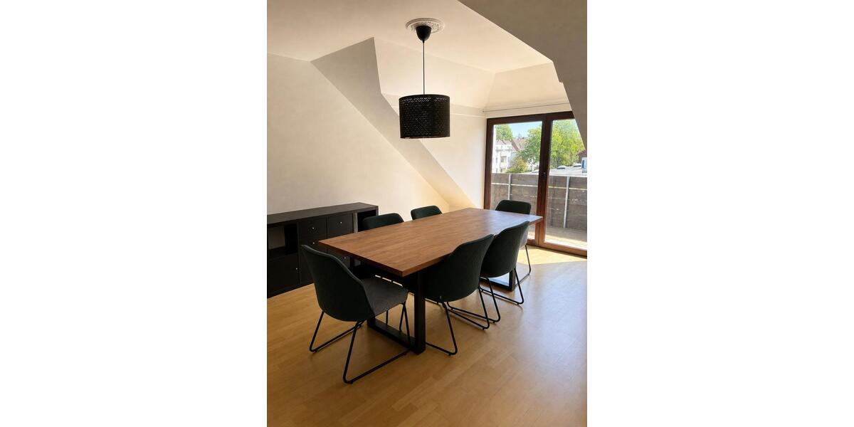Dachgeschoßwohnung Oldenburg Eversten - 4 Zimmer, 122 m&sup2;, 1.230&euro; | Angebot:26413993