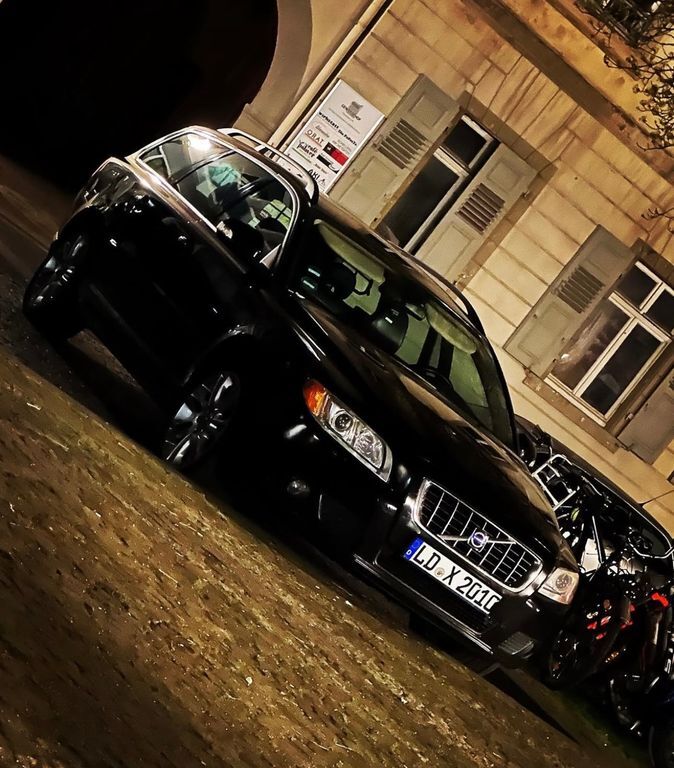 Volvo V70 242.000 km 4.999 € Frankweiler 76833