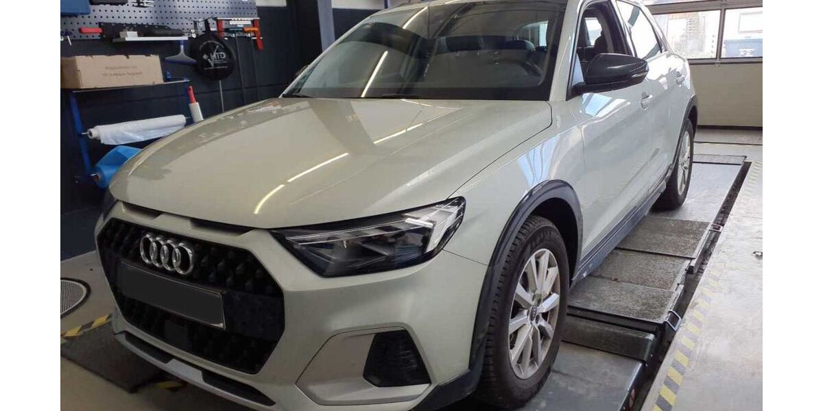 Audi A1 35.792 km 26.530 &euro; Bruckmühl 83052