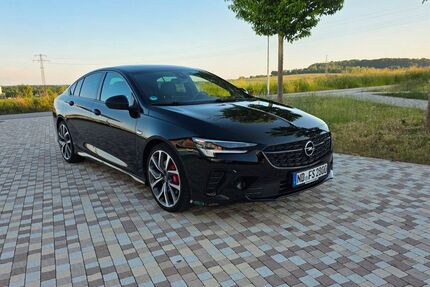 Opel Insignia 42.000 km 28.500 &euro; Neuburg an der Donau 86633