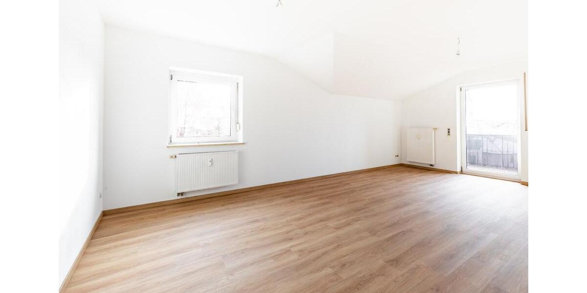 Dachgeschoßwohnung Ergoldsbach Langenhettenbach - 2 Zimmer, 72 m&sup2;, 770&euro; | Angebot:25078922