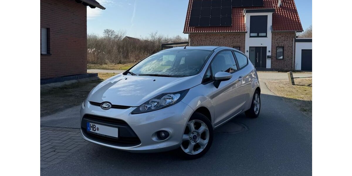 Ford Fiesta 102.500 km 4.100 &euro; Bremerhaven 27574