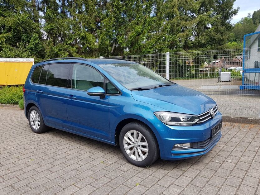 VW Touran 109.741 km 18.000 € Schönau 69250
