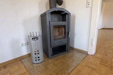 480GS2 - Charmante 4-Zimmer-Wohnung mit Kamin und Einbauküche – direkt an Schule und Bahnhof 4 zimmer