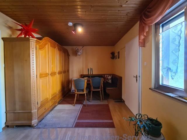 Liebevoll gepflegtes Einfamilienhaus in zentraler und doch ruhiger Wohnlage von Rodalben 6 zimmer