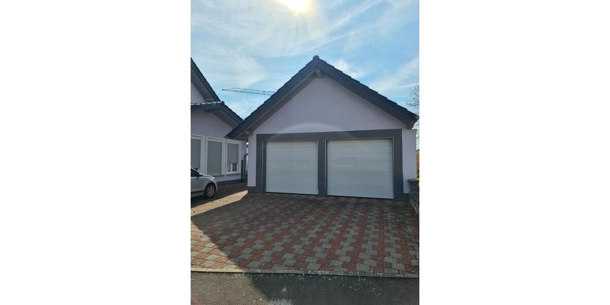 Einfamilienhaus Felsberg - 10 Zimmer, 381 m&sup2;, 750.000&euro; | Angebot:26626231
