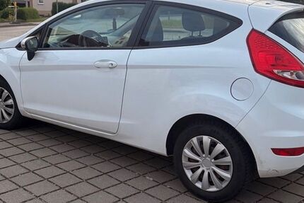 Ford Fiesta 101.000 km 2.300 &euro; Biberach an der Riss 88400