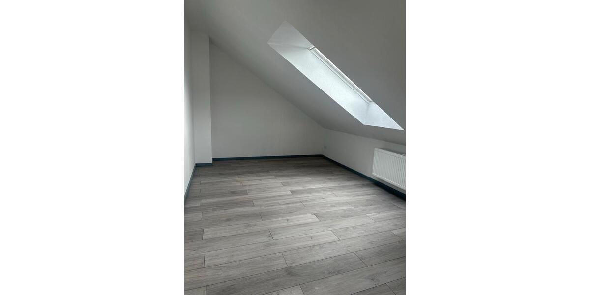 Einfamilienhaus Haldensleben - 5 Zimmer, 150 m&sup2;, 950&euro; | Angebot:25571006