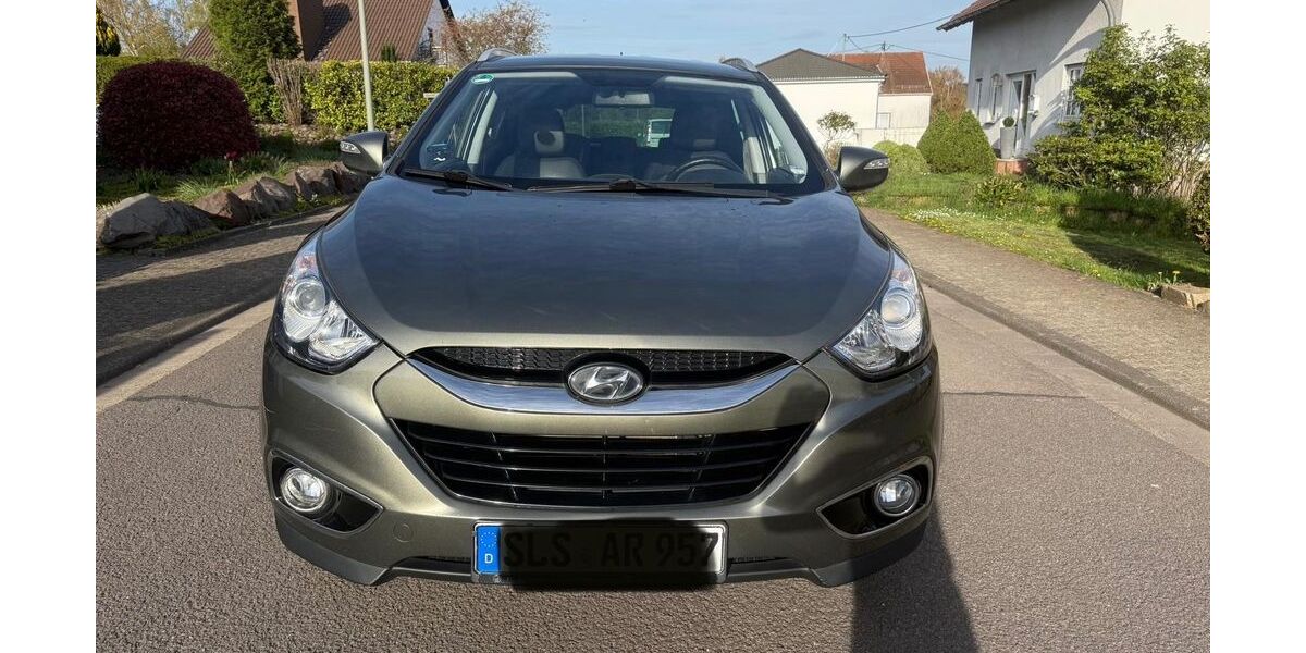 Hyundai ix35 196.891 km 5.990 &euro; Schwalbach 66773