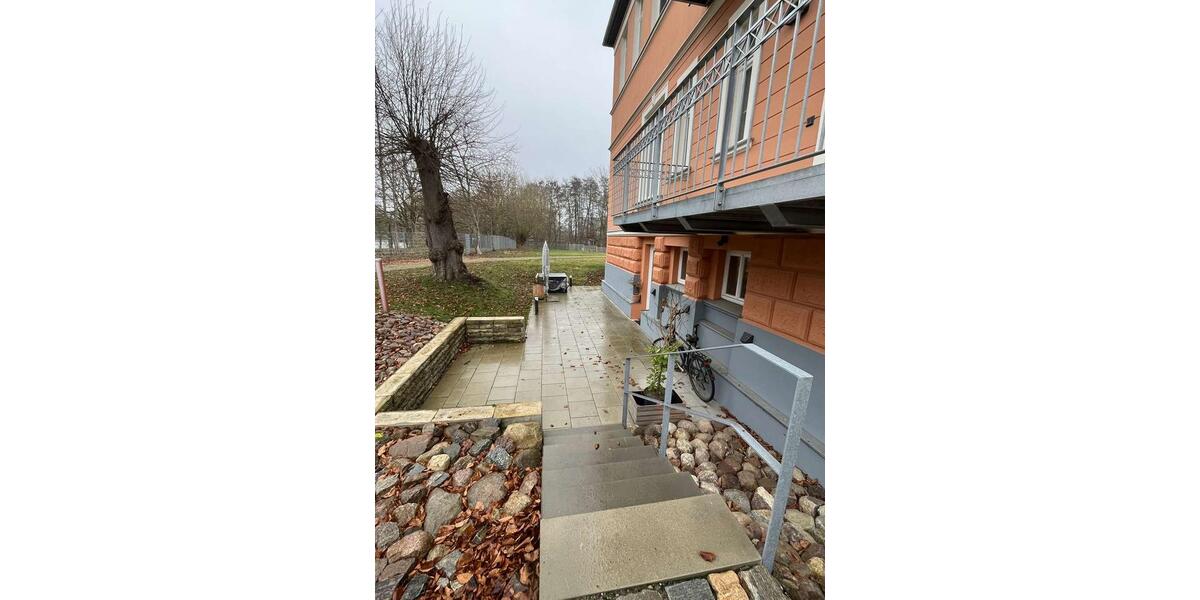 Exklusive 4-Raum-Wohnung mit großer Terrasse im historischen Gutshaus am Lankower See (WE01) 4 zimmer