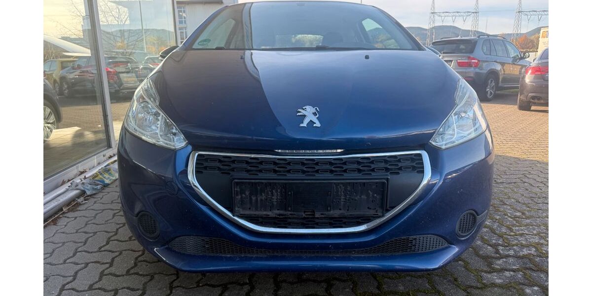 Peugeot 208 59.000 km 6.222 € edenkoben 67480