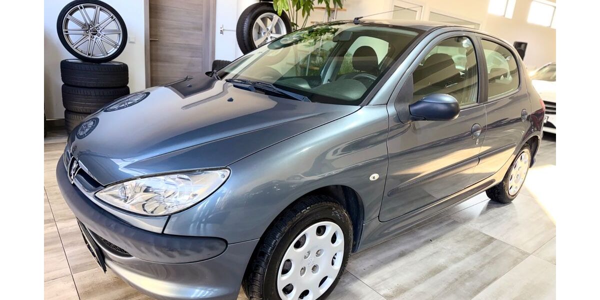 Peugeot 206 120.000 km 2.490 &euro; Merzig 66663