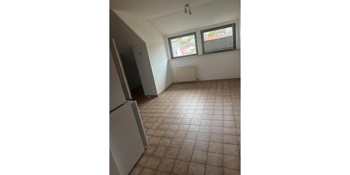Dachgeschoßwohnung Losheim am See - 3 Zimmer, 100 m&sup2;, 800&euro; | Angebot:26582144