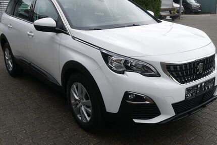 Peugeot 5008 79.452 km 10.950 € Düsseldorf 40233