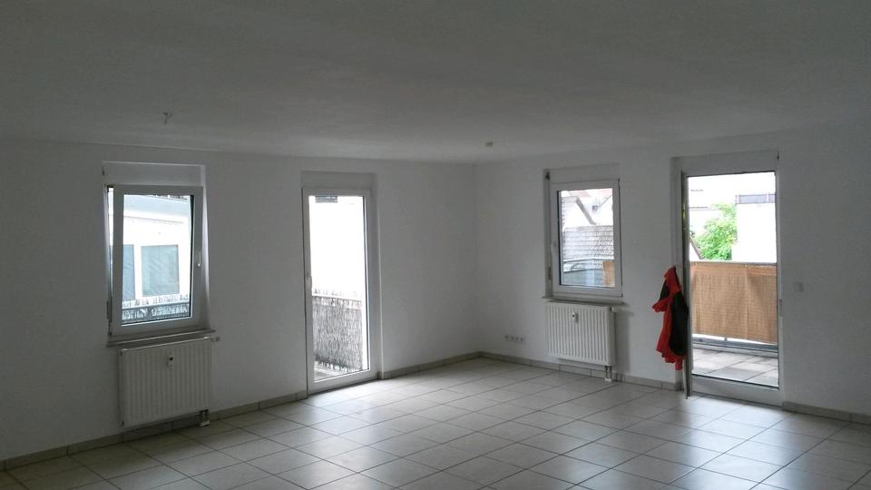 Etagenwohnung Neuenburg am Rhein - 2 Zimmer, 88 m&sup2;, 1.030&euro; | Angebot:26184986