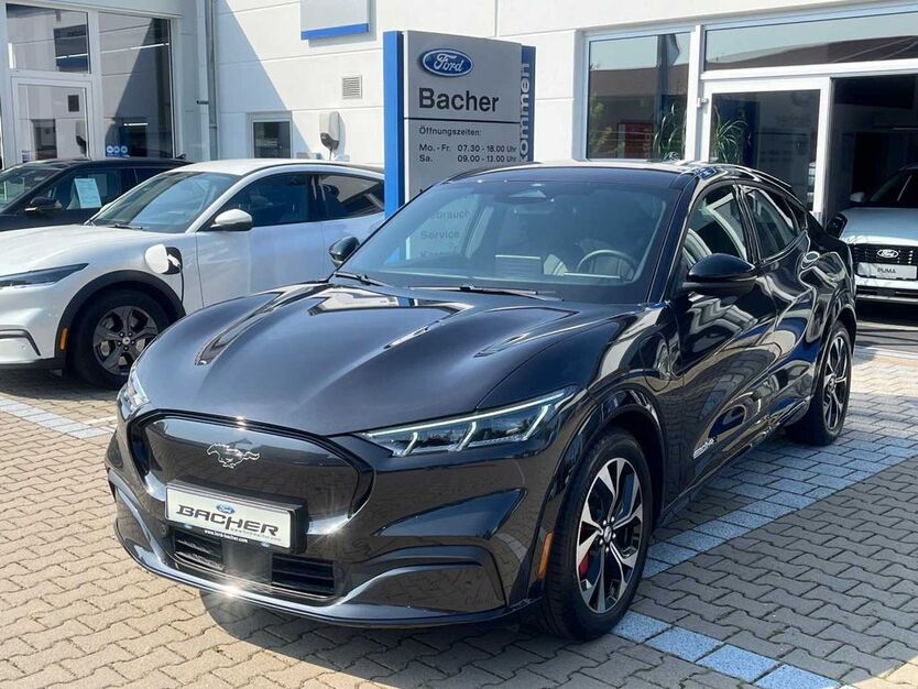 Ford Mustang Mach-E 9.850 km 46.790 € Neuburg an der Donau 86633
