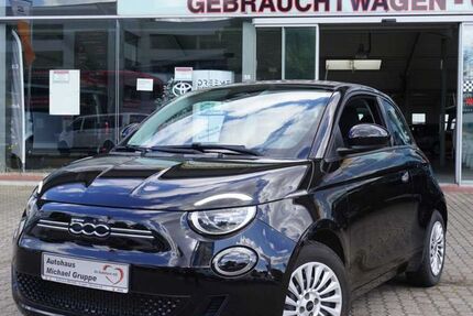 Fiat 500e 28.811 km 11.999 € Hamburg 22043