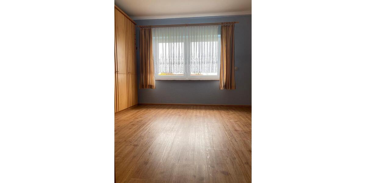 Doppelhaushälfte Üxheim - 3 Zimmer, 110 m&sup2;, 800&euro; | Angebot:26063026