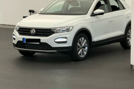 VW T-Roc 114.000 km 16.900 € München 81243